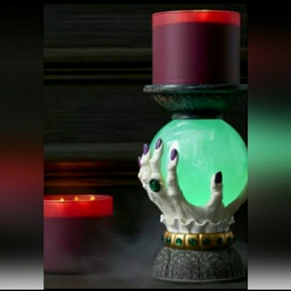 Bath & Bodyworks Fortune Teller Waterglobe Candle Holder - Picture 12 of 12